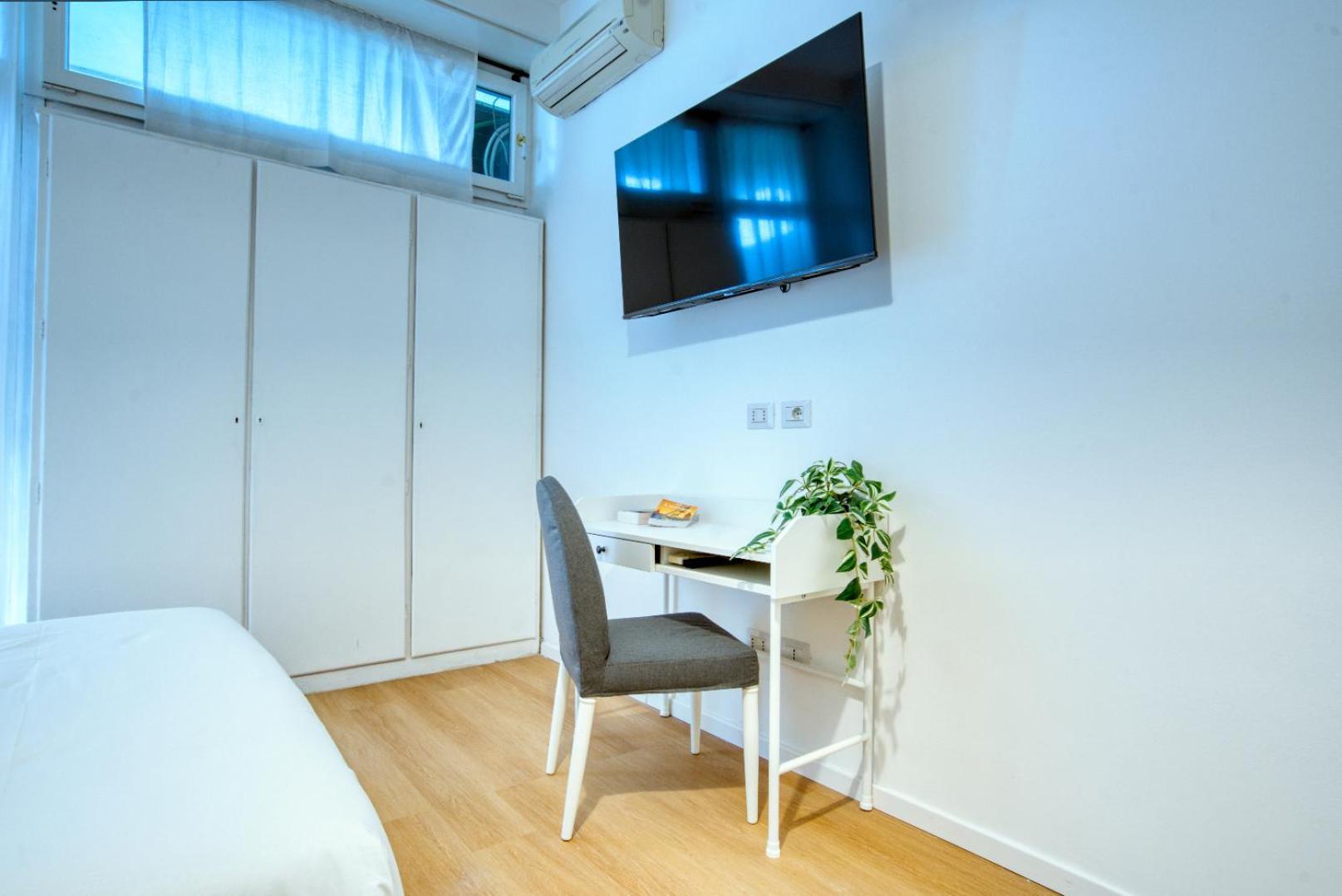 Italianflat - Elegant Suites With Balcony In Navigli Milan Exterior photo